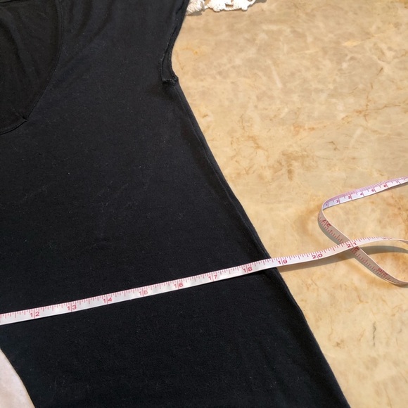 Low Cut Dress - Picture 15 of 16